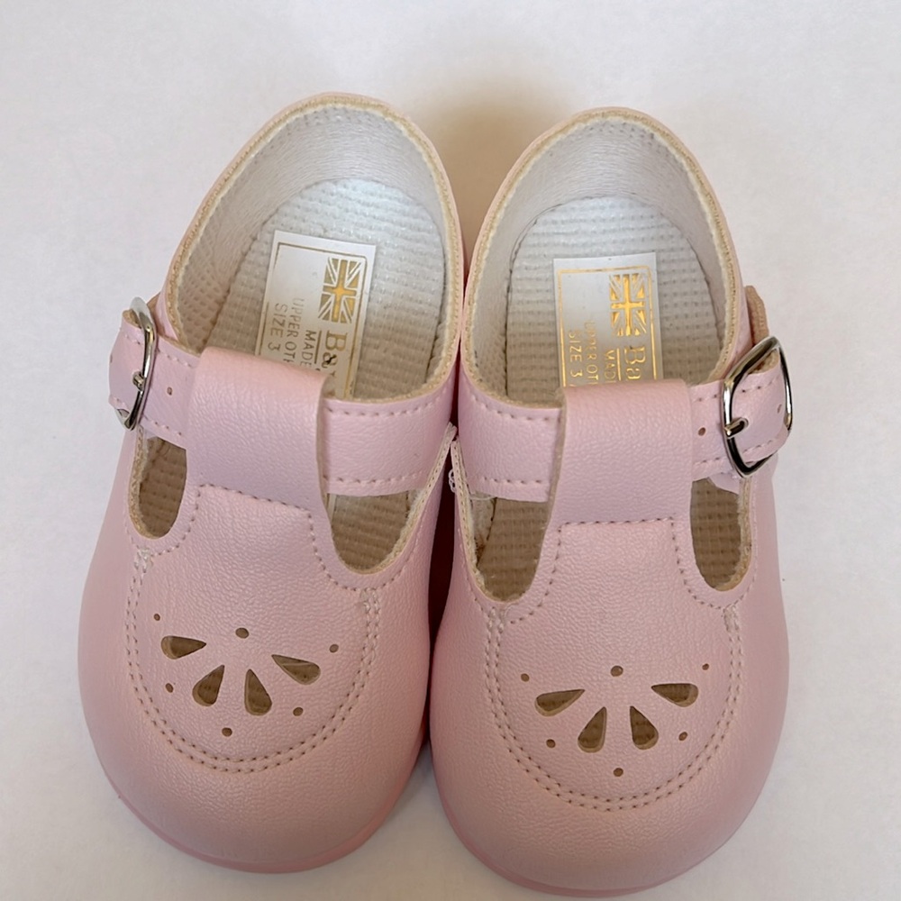 Oxford pink baby girl shoes
